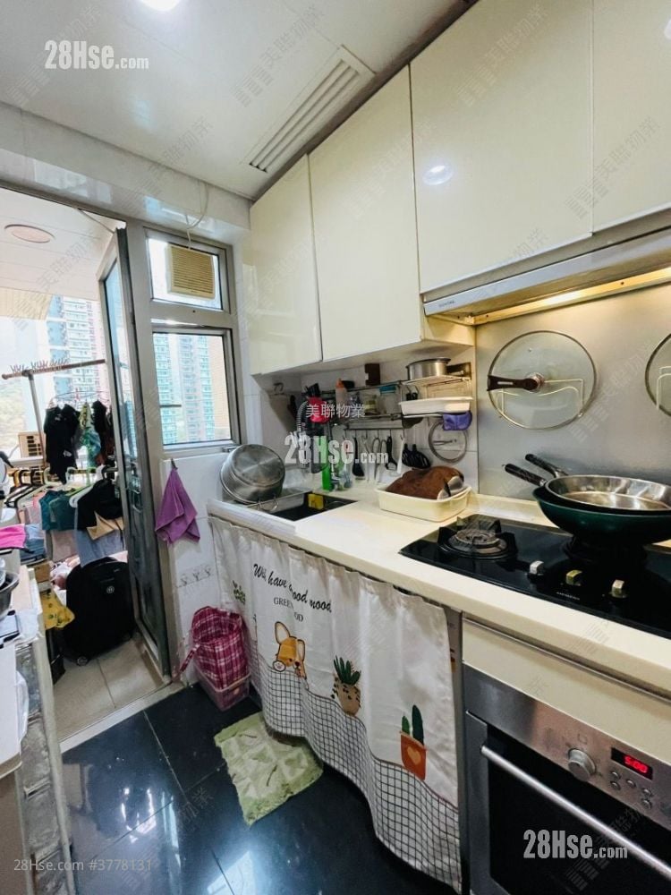 银湖天峰 售盘 3 房 , 2 浴室 700 平方尺