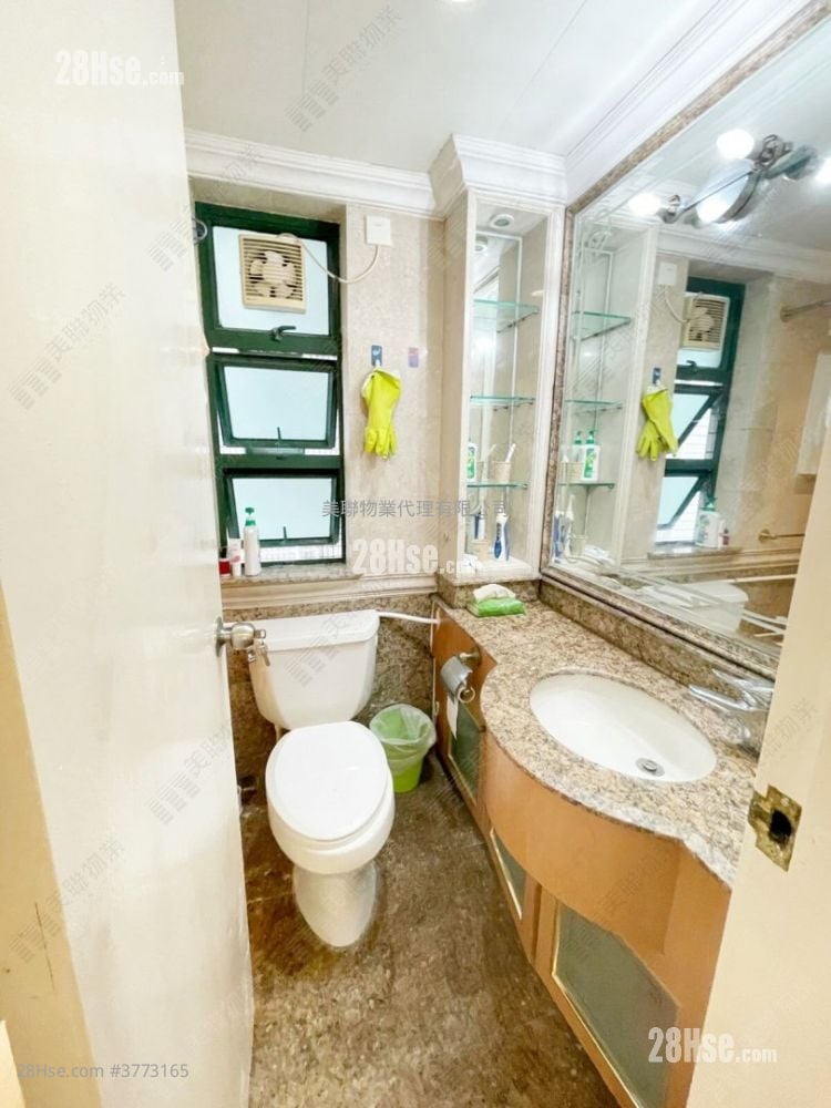 东港城 售盘 2 房 463 平方尺