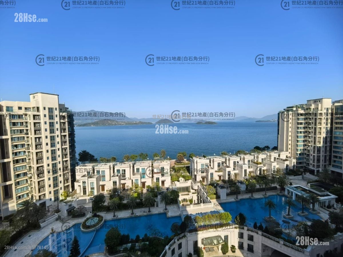 Mayfair By The Sea Rental 4 Bedrooms , 3 Bathrooms 1,419 ft²