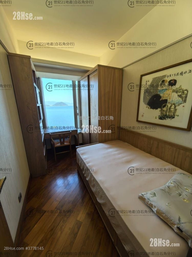 Mayfair By The Sea Rental 4 Bedrooms , 3 Bathrooms 1,419 ft²