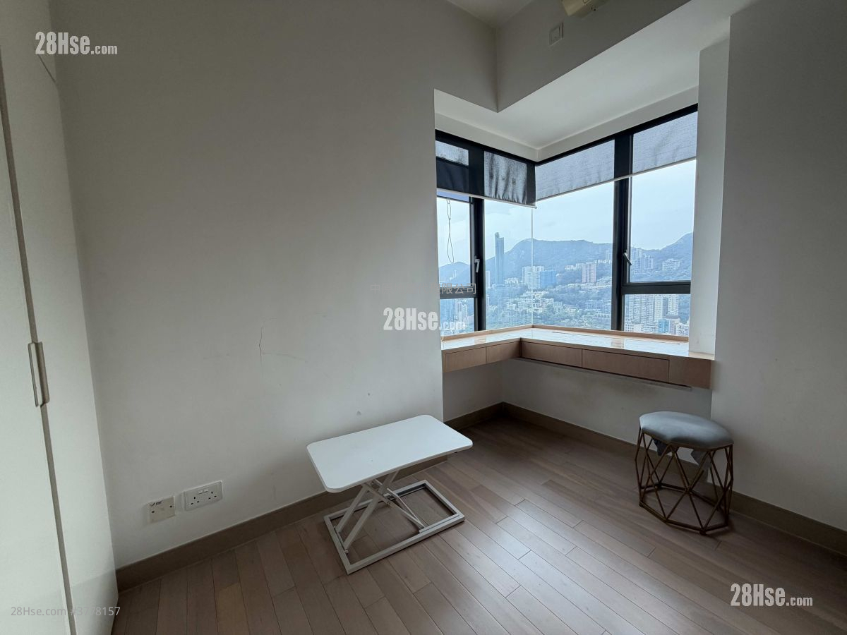 萃峰 售盘 3 房 1,185 平方尺