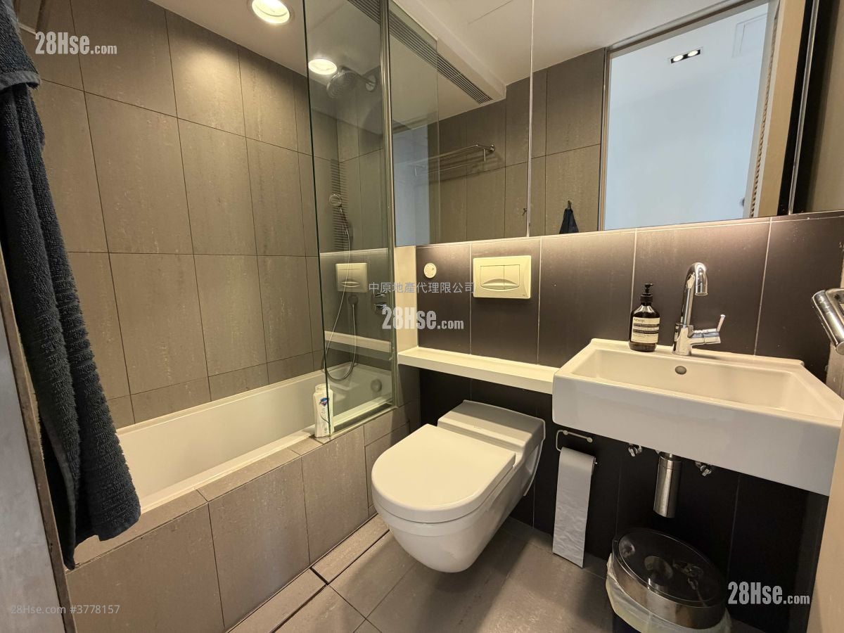 萃峰 售盘 3 房 1,185 平方尺