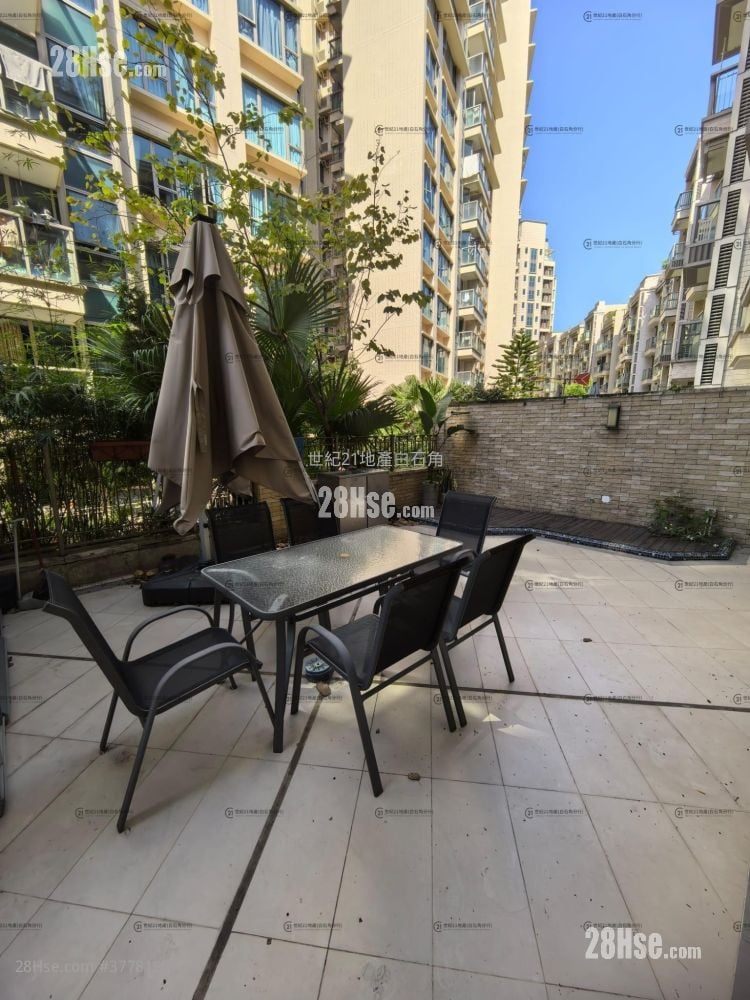 Mayfair By The Sea Rental 3 Bedrooms , 2 Bathrooms 668 ft²