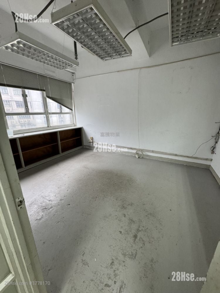 Yale Industrial Centre Rental 1 Bedroom , 2 Toilets