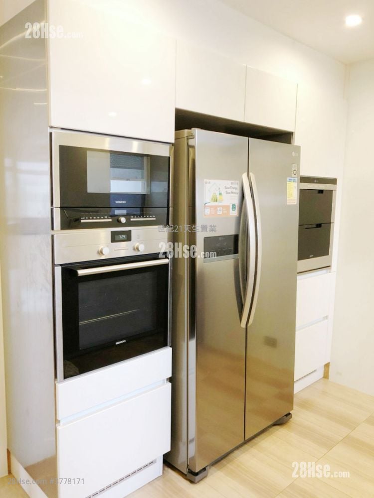 Aqua Blue Rental 5+ Bedrooms , 5+ Bathrooms 2,456 ft²