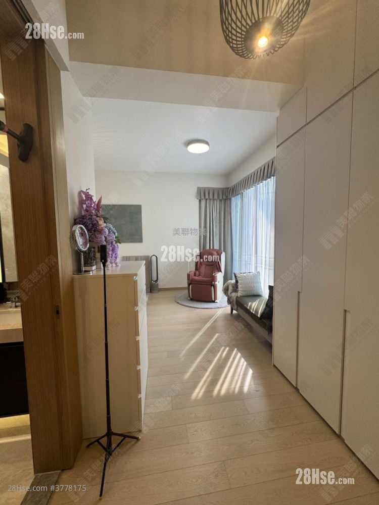 The Bloomsway Rental 3 Bedrooms , 3 Bathrooms 1,884 ft²