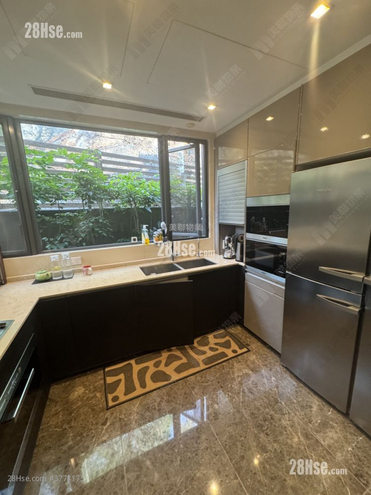 The Bloomsway Rental 3 Bedrooms , 3 Bathrooms 1,884 ft²