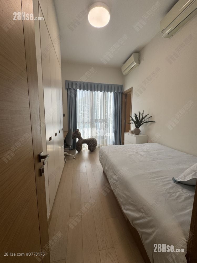 The Bloomsway Rental 3 Bedrooms , 3 Bathrooms 1,884 ft²