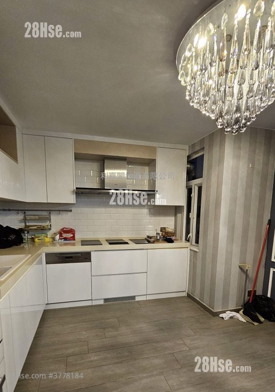 Heng Fa Chuen Rental 3 Bedrooms , 2 Bathrooms 839 ft²