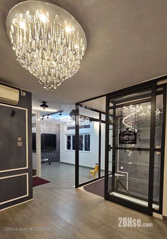 Heng Fa Chuen Rental 3 Bedrooms , 2 Bathrooms 839 ft²