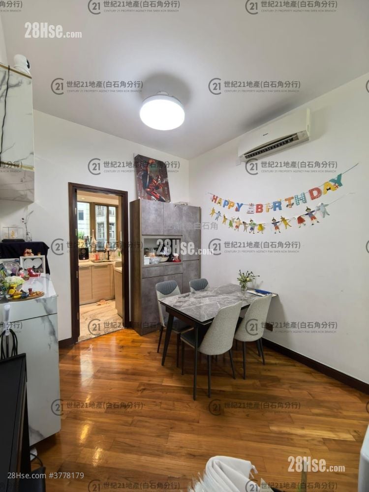 Mayfair By The Sea Sell 3 Bedrooms , 2 Bathrooms 768 ft²