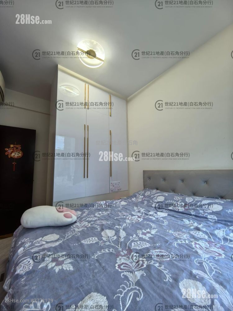 Mayfair By The Sea Sell 3 Bedrooms , 2 Bathrooms 768 ft²