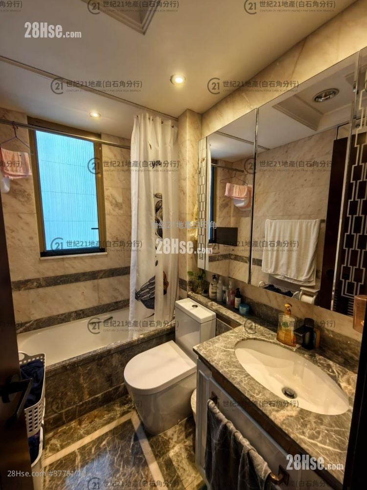 Mayfair By The Sea Sell 3 Bedrooms , 2 Bathrooms 768 ft²