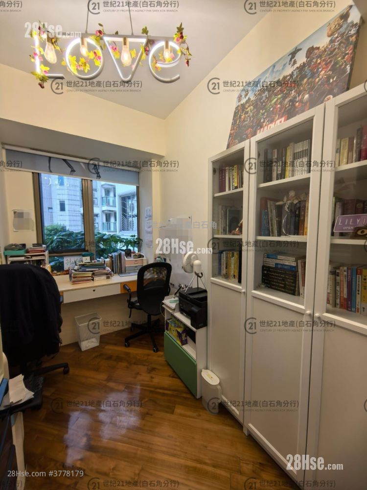 Mayfair By The Sea Sell 3 Bedrooms , 2 Bathrooms 768 ft²