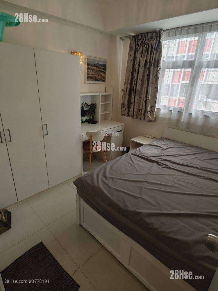 Wan Chai Rental 3 Bedrooms , 2 Bathrooms 535 ft²