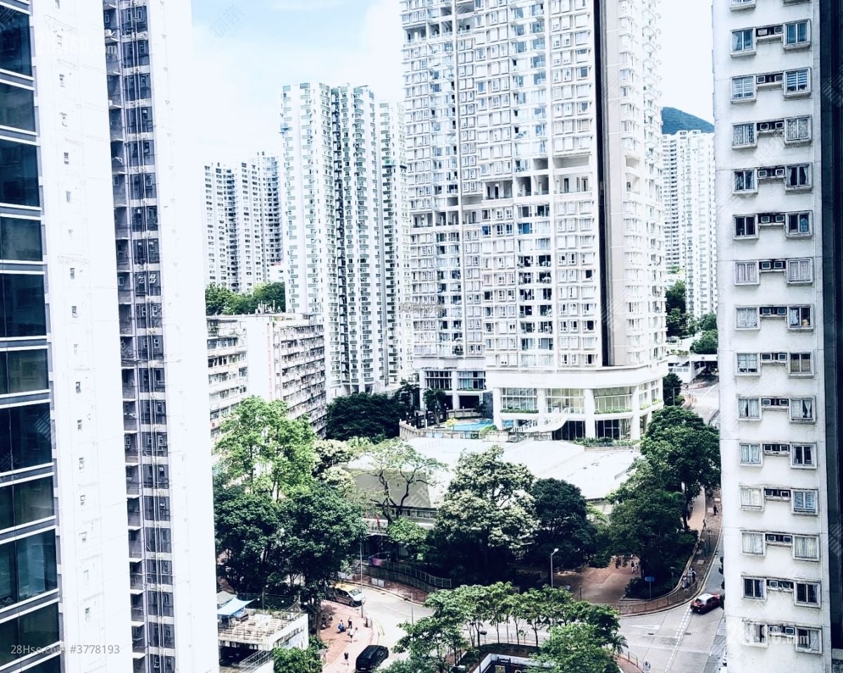 Westlands Gardens Sell 4 Bedrooms 848 ft²