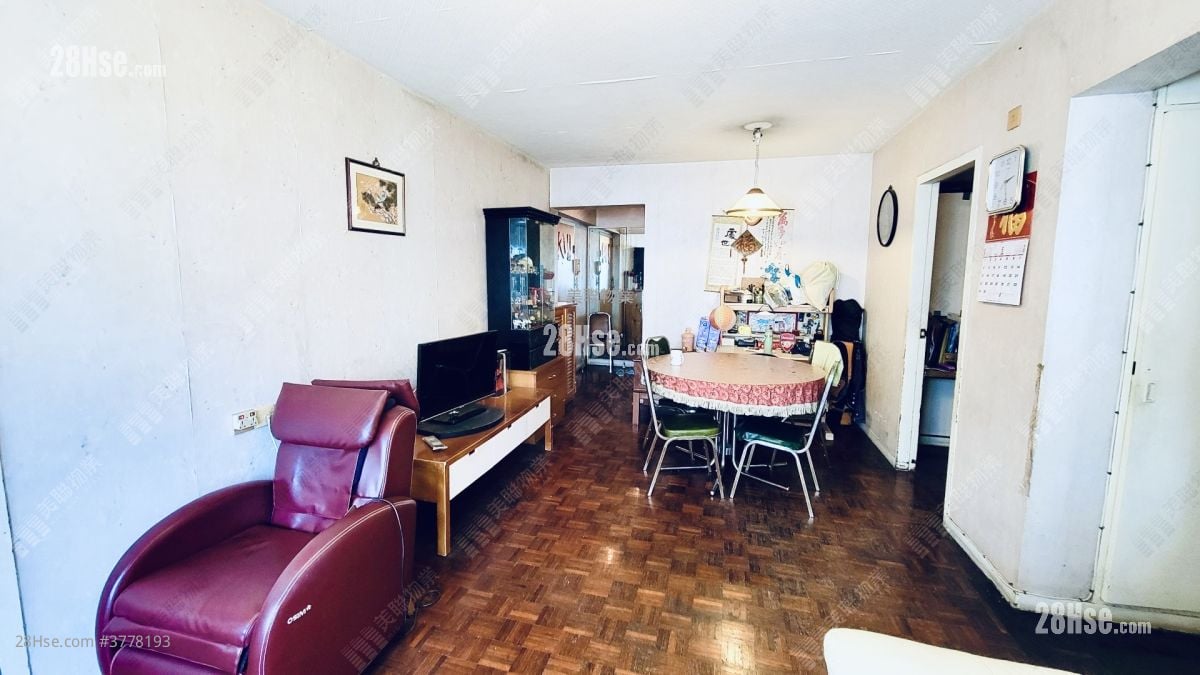 Westlands Gardens Sell 4 Bedrooms 848 ft²