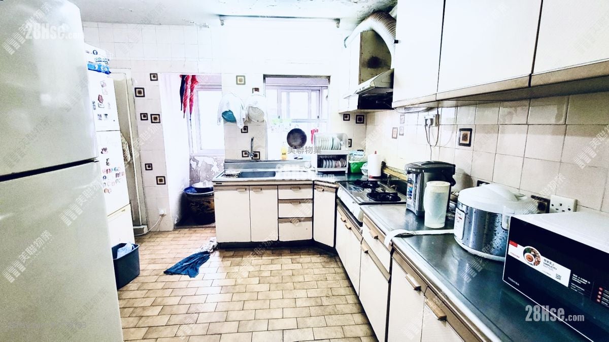 Westlands Gardens Sell 4 Bedrooms 848 ft²