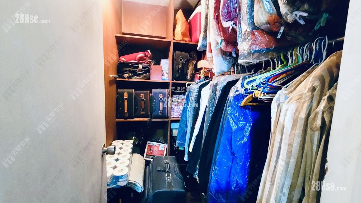 Westlands Gardens Sell 4 Bedrooms 848 ft²