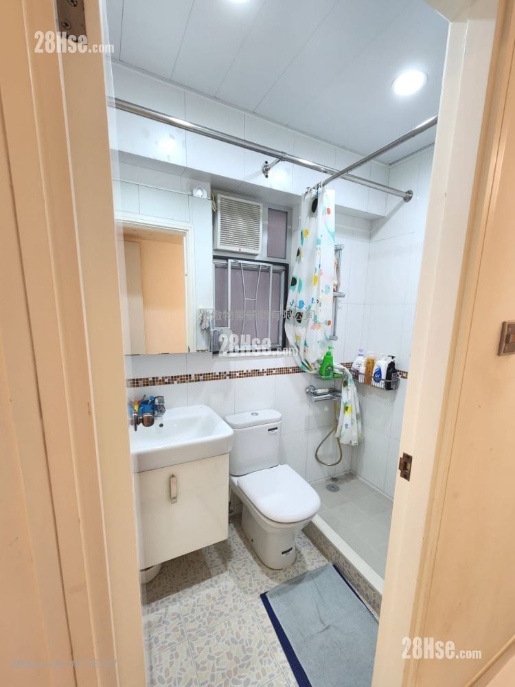 富荣花园 售盘 3 房 , 2 浴室 592 平方尺