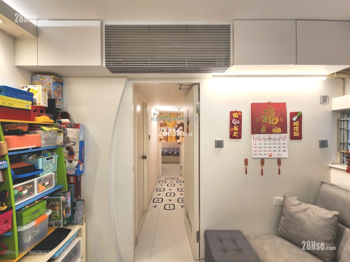 富荣花园 售盘 3 房 , 2 浴室 592 平方尺