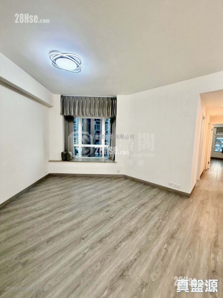 Grand Del Sol Sell 3 Bedrooms 756 ft²