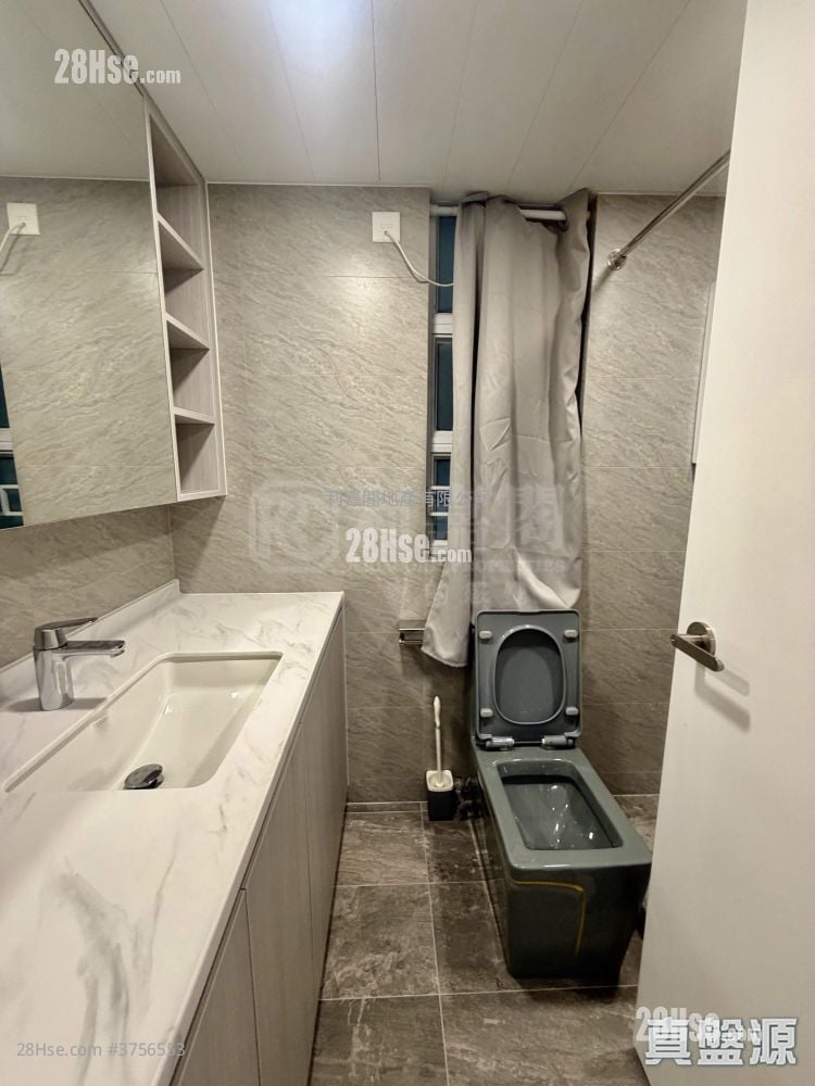 Grand Del Sol Sell 3 Bedrooms 756 ft²