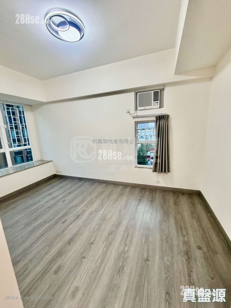 Grand Del Sol Sell 3 Bedrooms 756 ft²