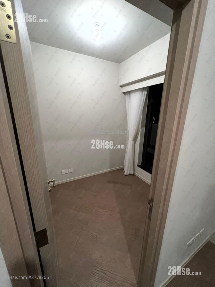 柏傲庄 售盘 1 浴室 324 平方尺