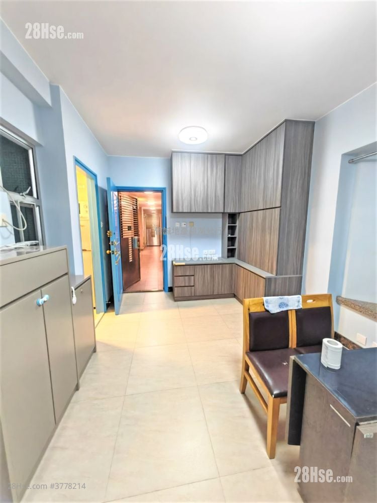 花都广场 租盘 2 房 , 1 浴室 370 平方尺