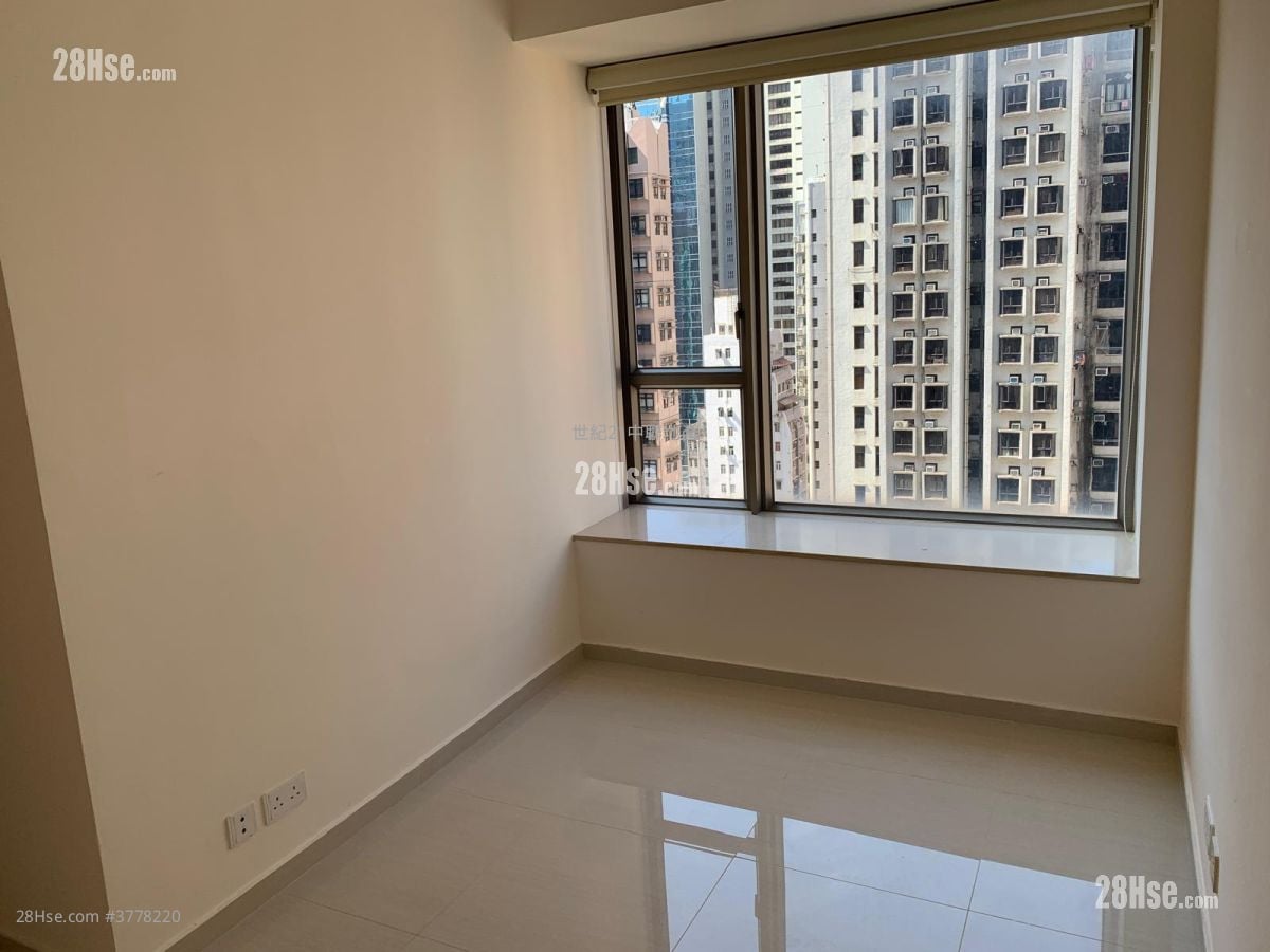 Island Crest Sell 2 Bedrooms , 1 Bathroom 559 ft²