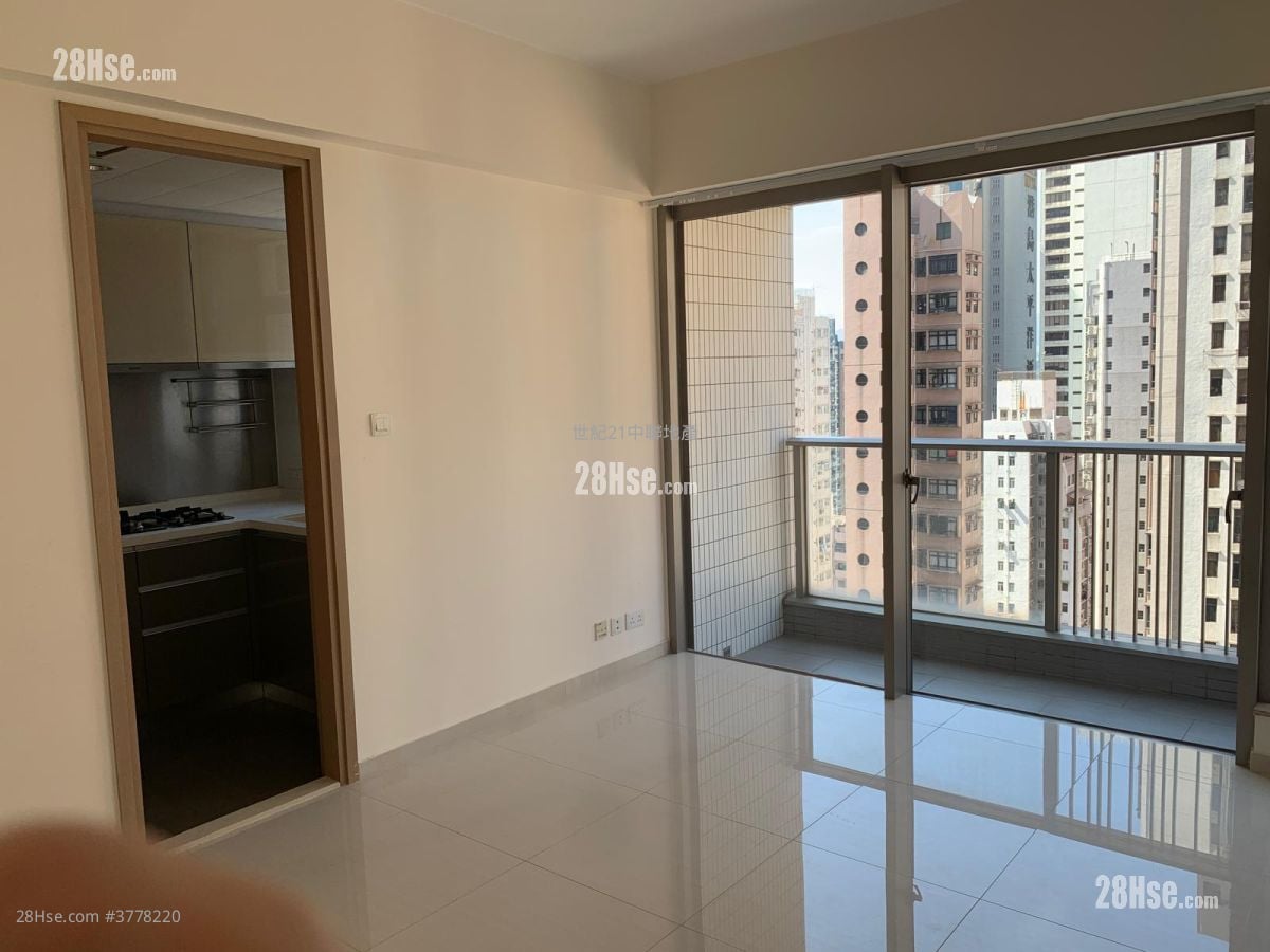 Island Crest Sell 2 Bedrooms , 1 Bathroom 559 ft²