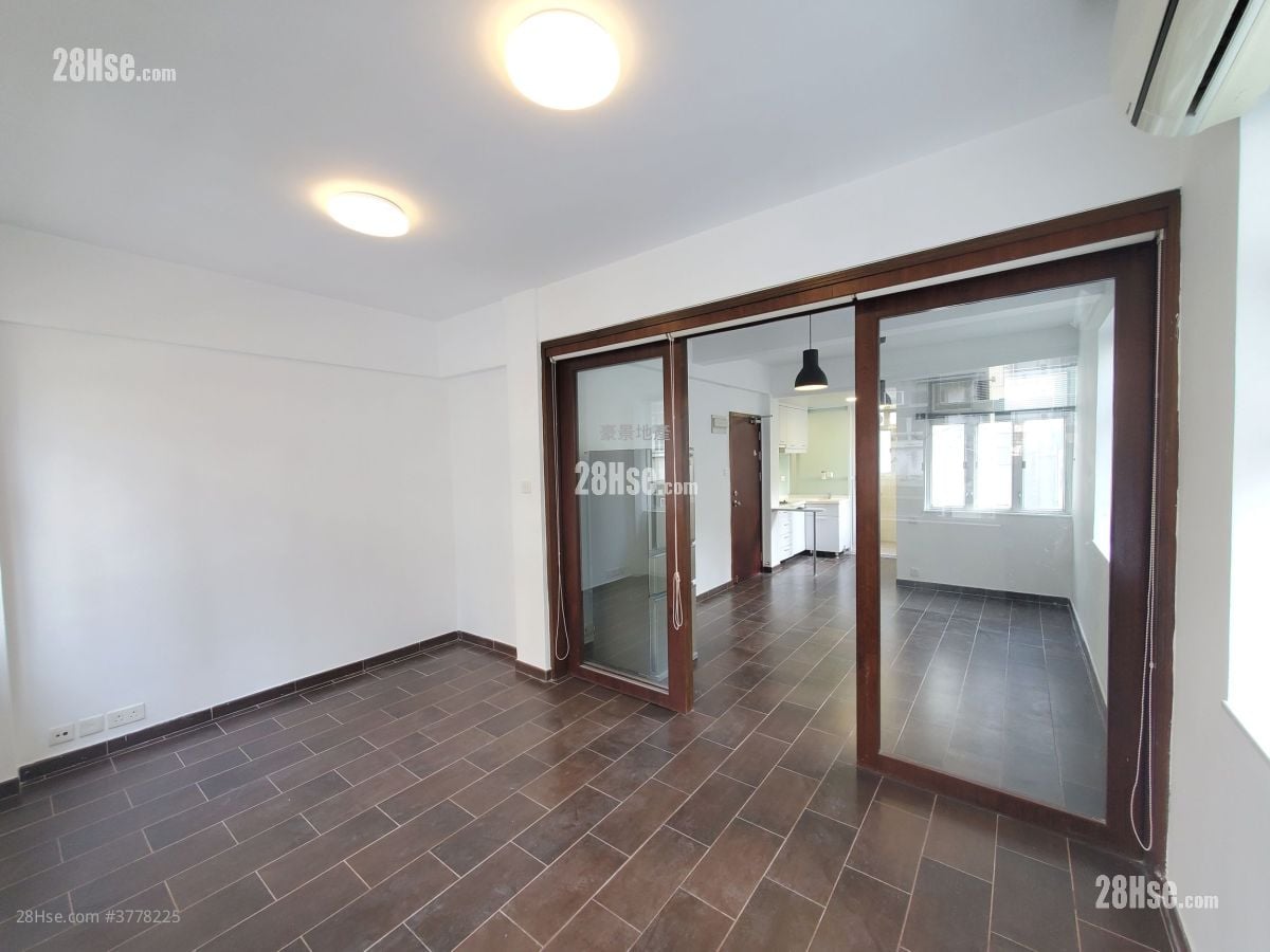 18 Gough Street Rental 1 Bedroom , 1 Bathroom 378 ft²