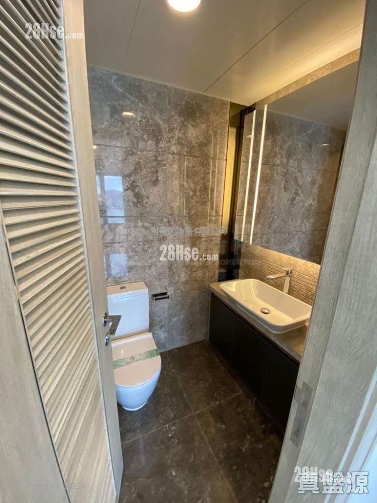 Sea To Sky Sell 3 Bedrooms 802 ft²