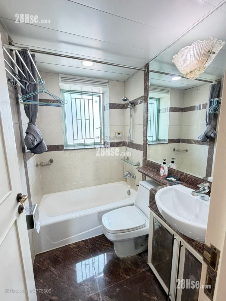 The Victoria Towers Rental 3 Bedrooms , 2 Bathrooms 750 ft²