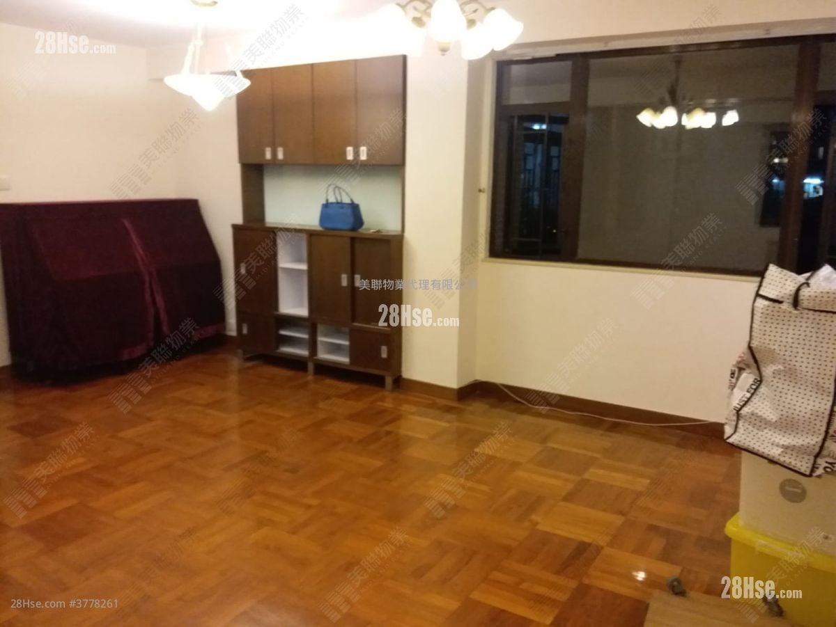 嘉辉台 售盘 3 房 , 1 浴室 736 平方尺