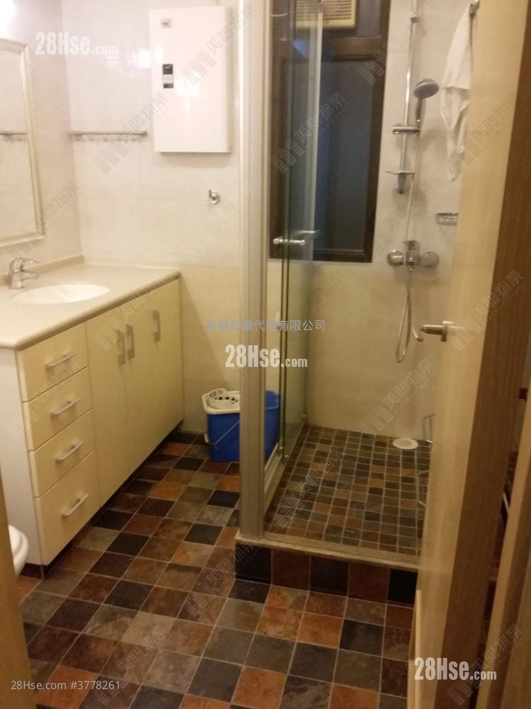 嘉辉台 售盘 3 房 , 1 浴室 736 平方尺