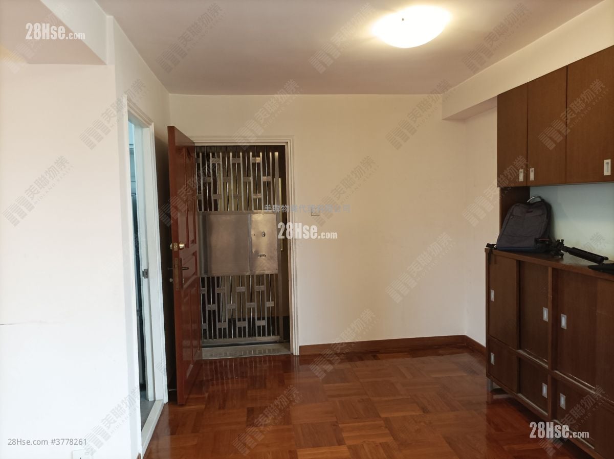 嘉辉台 售盘 3 房 , 1 浴室 736 平方尺