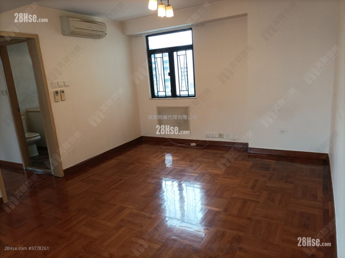 嘉辉台 售盘 3 房 , 1 浴室 736 平方尺