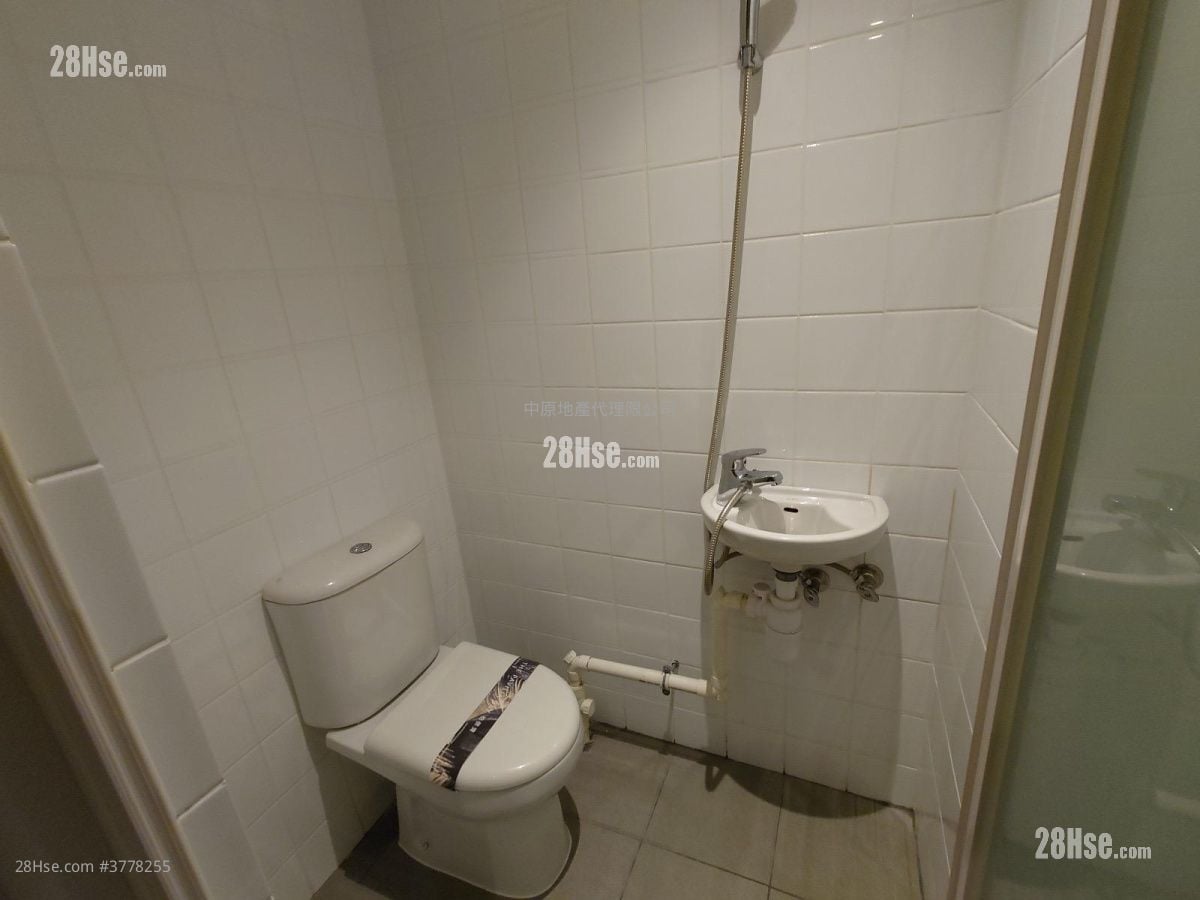 The Pavilia Bay Sell 4 Bedrooms , 3 Bathrooms 1,039 ft²