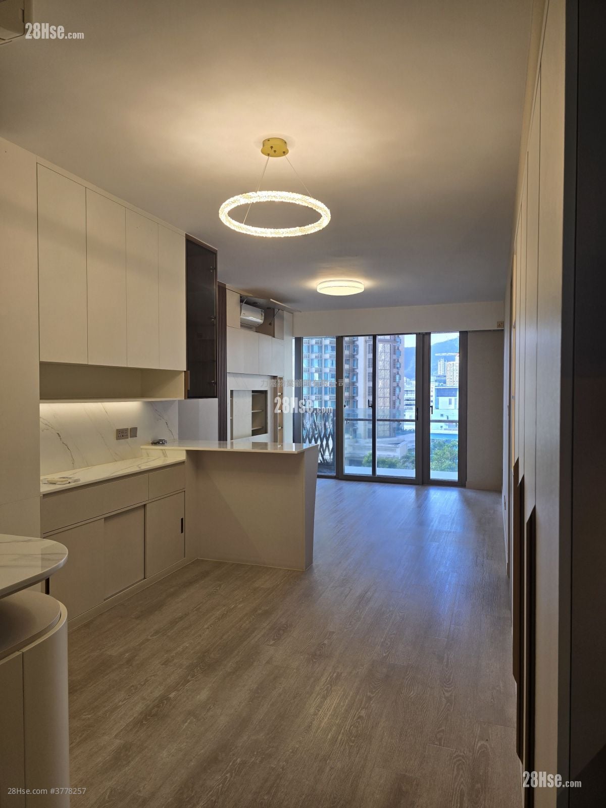 半山壹号 售盘 2 房 1,252 平方尺