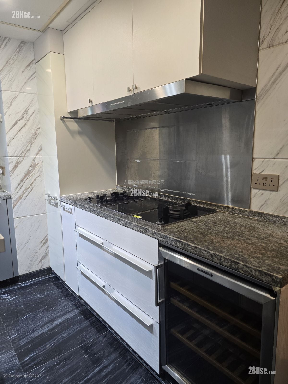 半山壹号 售盘 2 房 1,252 平方尺