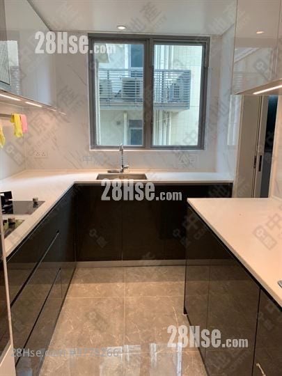 Capri 售盘 3 房 , 2 浴室 841 平方尺