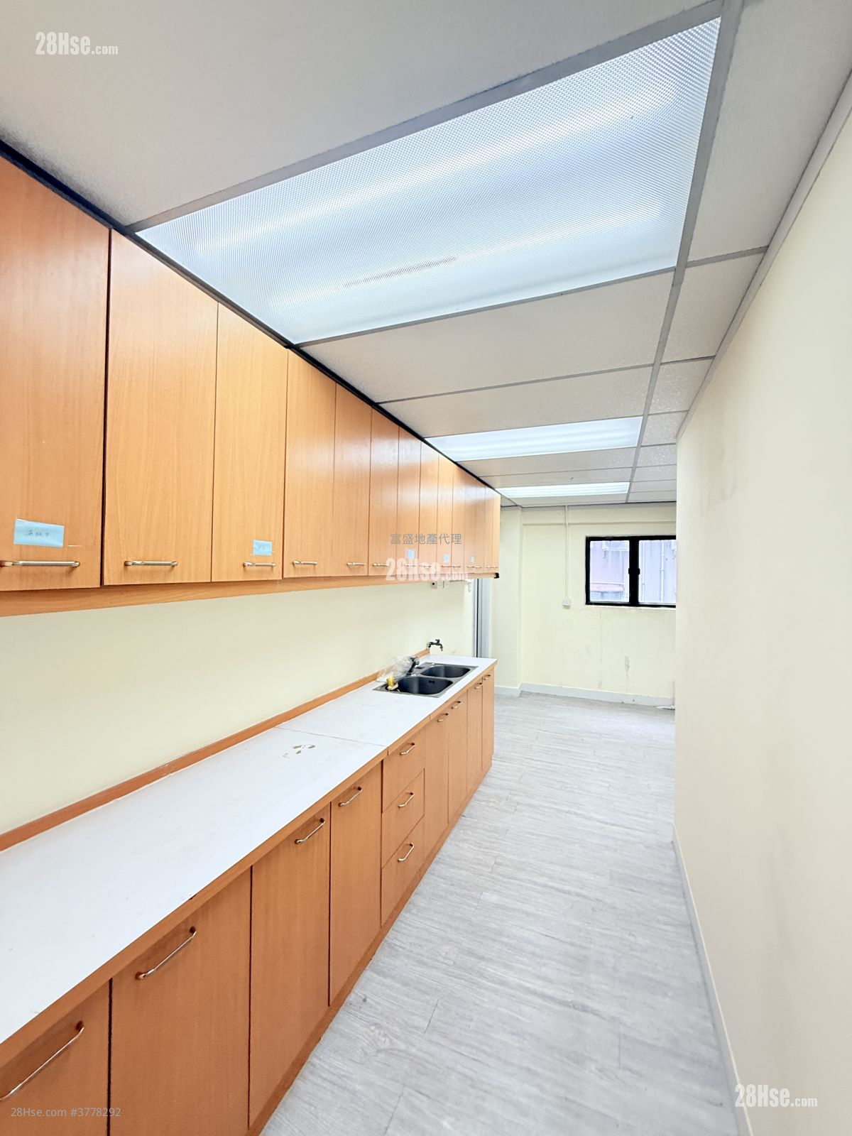 Tong Yuen Factory Building Rental