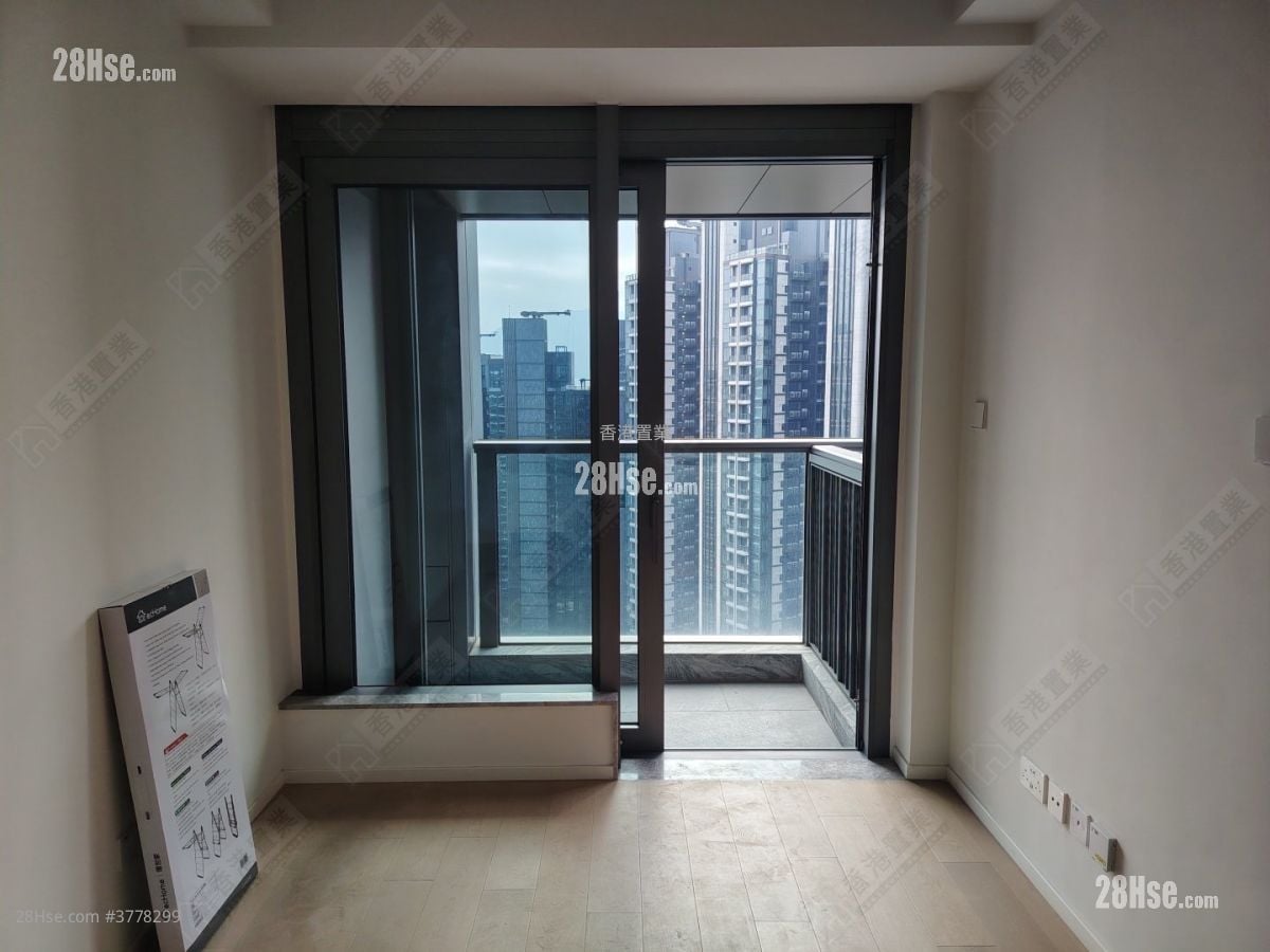 Double Coast 租盘 1 房 , 1 浴室 325 平方尺