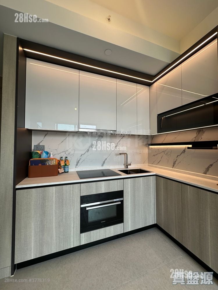 Sierra Sea 租盘 2 房 , 1 浴室 413 平方尺