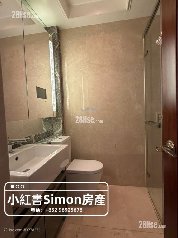 The Avenue Sell Studio , 1 Bathroom 346 ft²