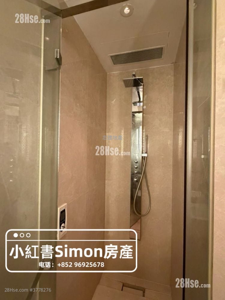 The Avenue Sell Studio , 1 Bathroom 346 ft²