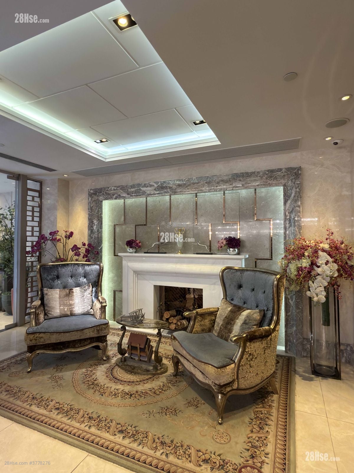 The Avenue Sell Studio , 1 Bathroom 346 ft²