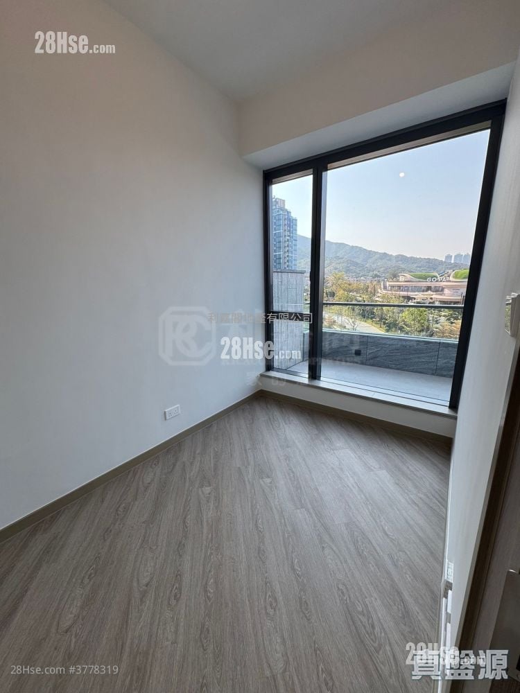 Sierra Sea 租盘 2 房 , 1 浴室 413 平方尺